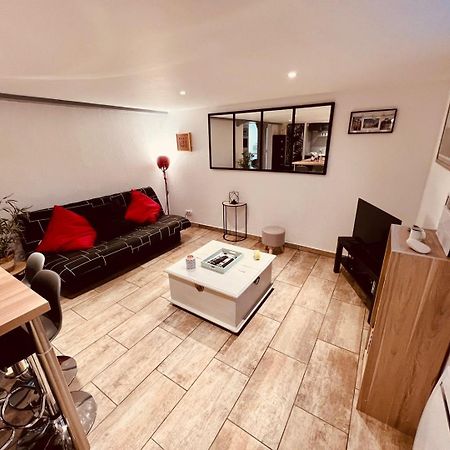 Appartamento Le Camille Charming With Garden 5 Min Chu Poitiers Esterno foto