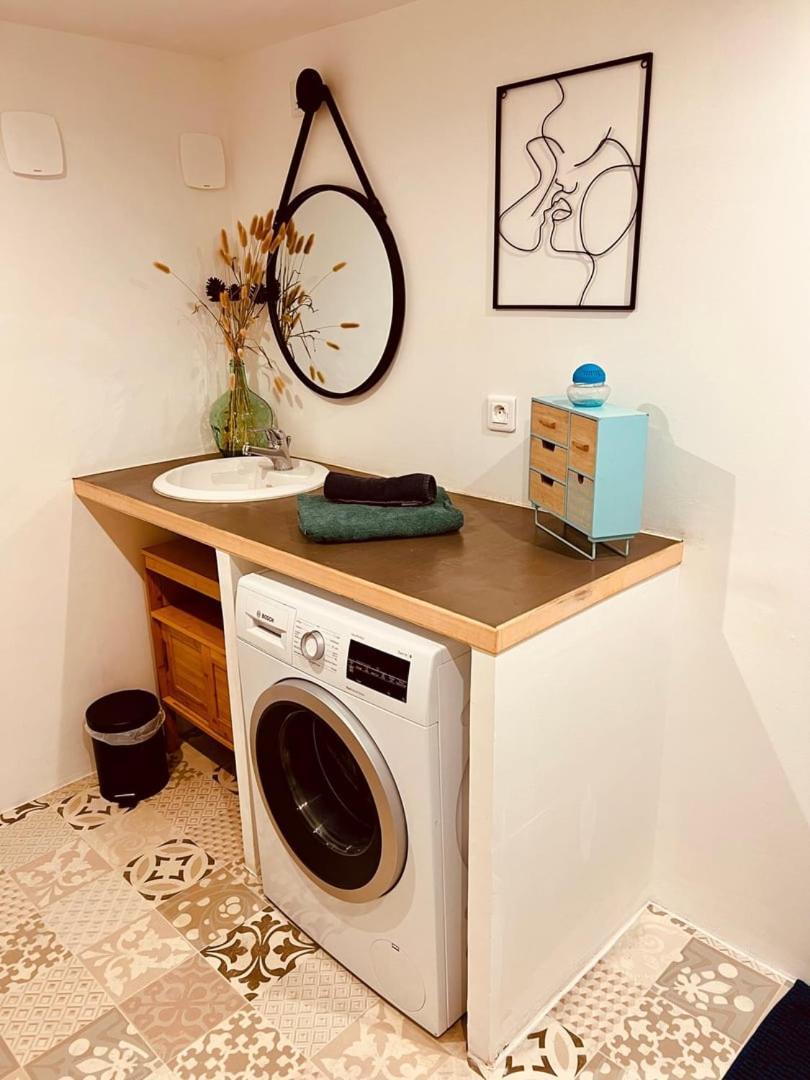 Appartamento Le Camille Charming With Garden 5 Min Chu Poitiers Esterno foto